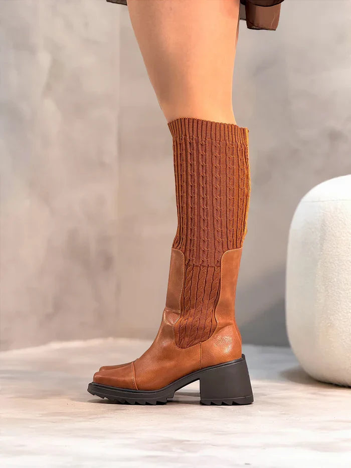 Bota Mood — Muda com Você, Combina com Tudo +1 Brinde: Bolsa Lary Feminina