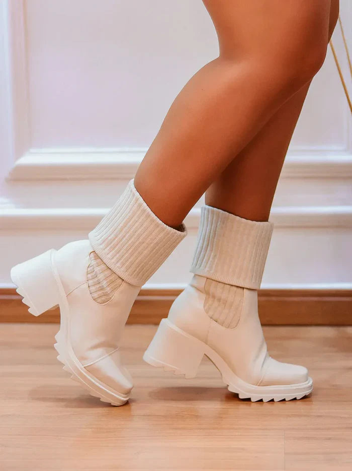 Bota Mood — Muda com Você, Combina com Tudo +1 Brinde: Bolsa Lary Feminina